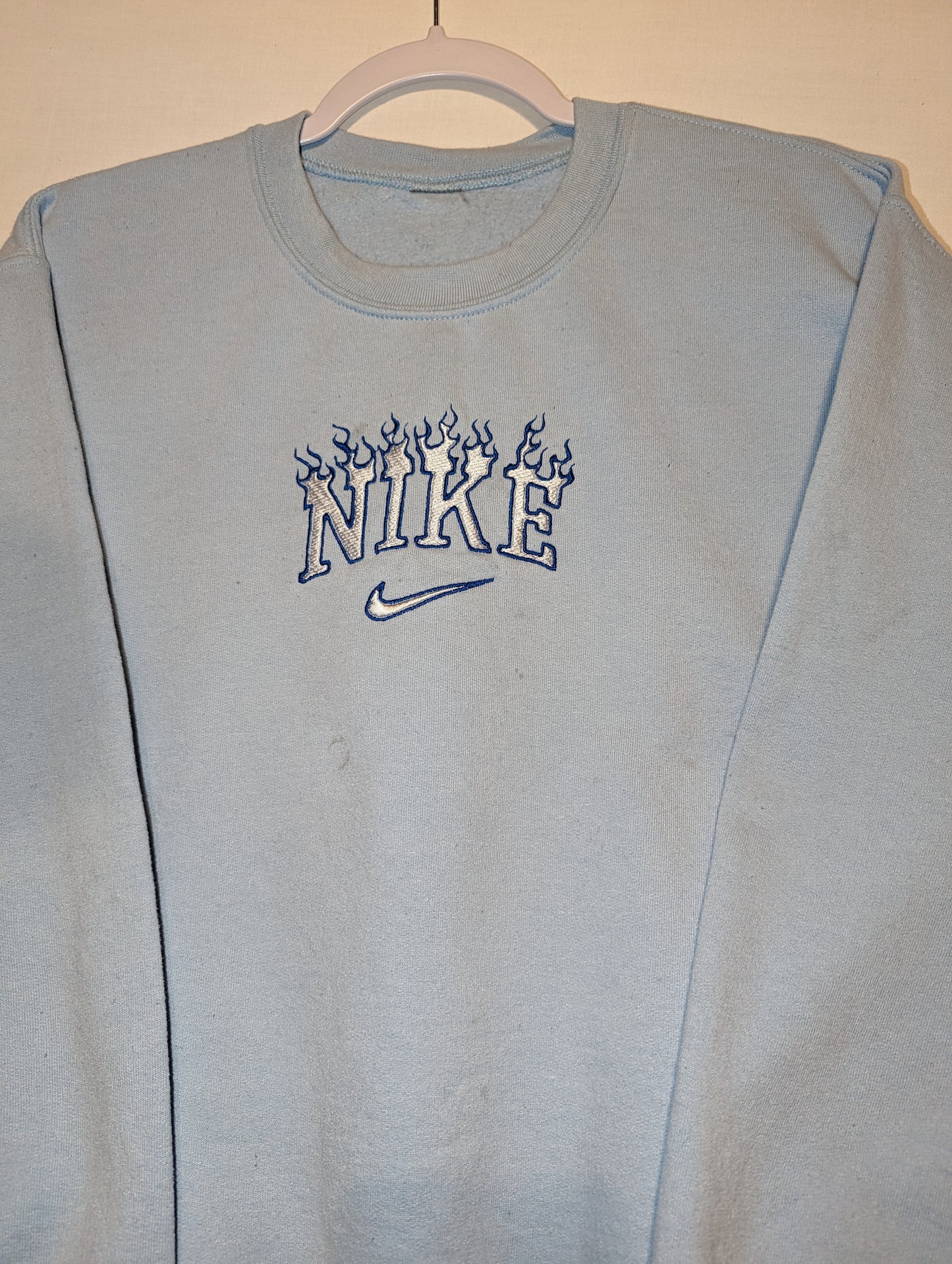 Mid 2000s Nike Flames Lot Crewneck sweatshirt