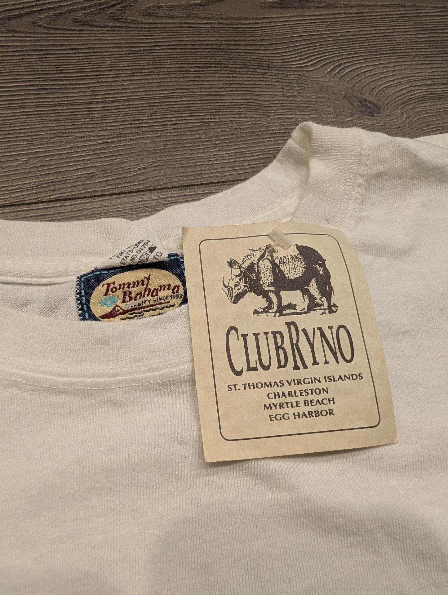2000 Deadstock Tommy Bahama Relax Island Patrol T shirt