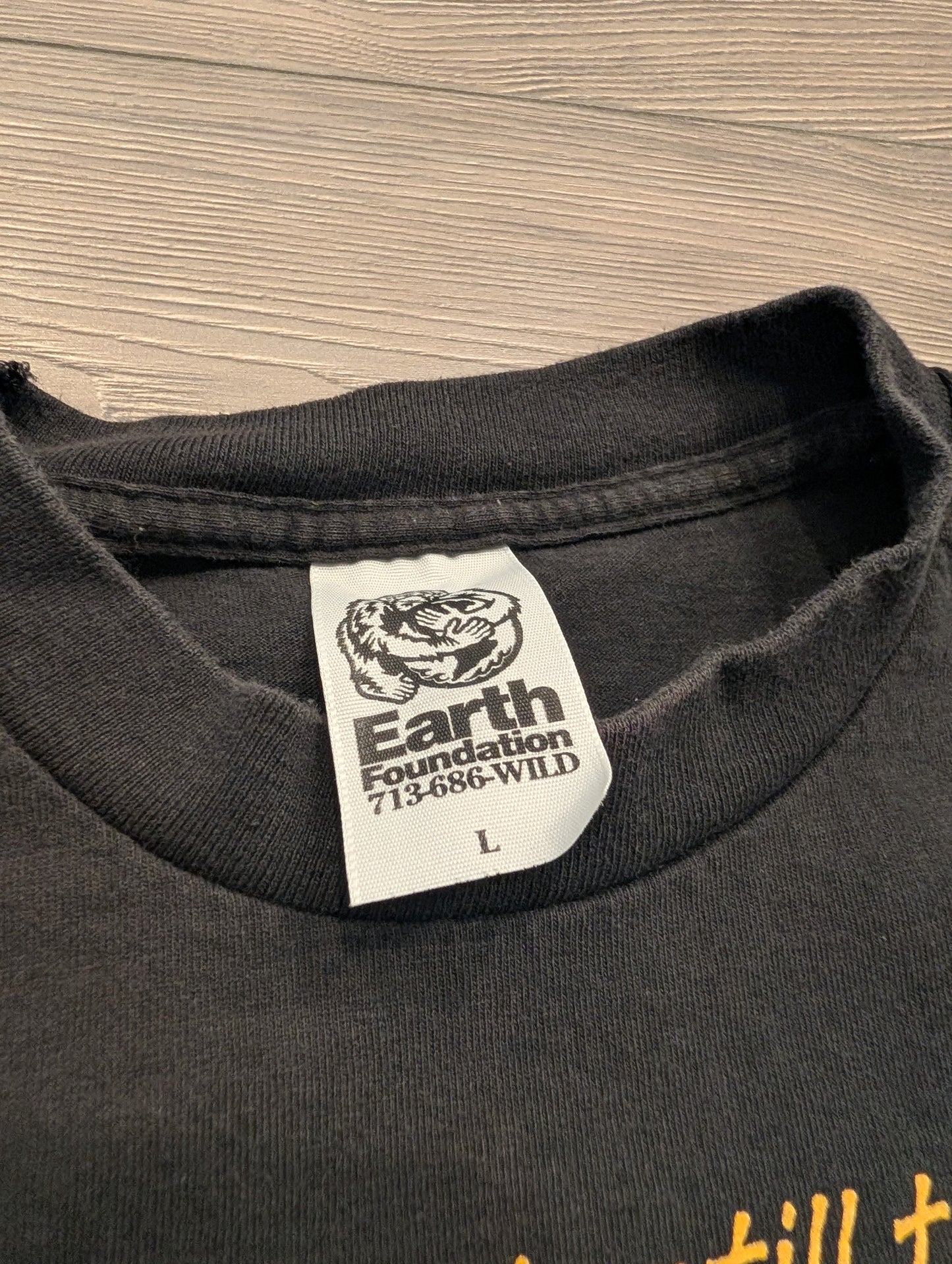 1995 There's Still Time Macaw T shirt