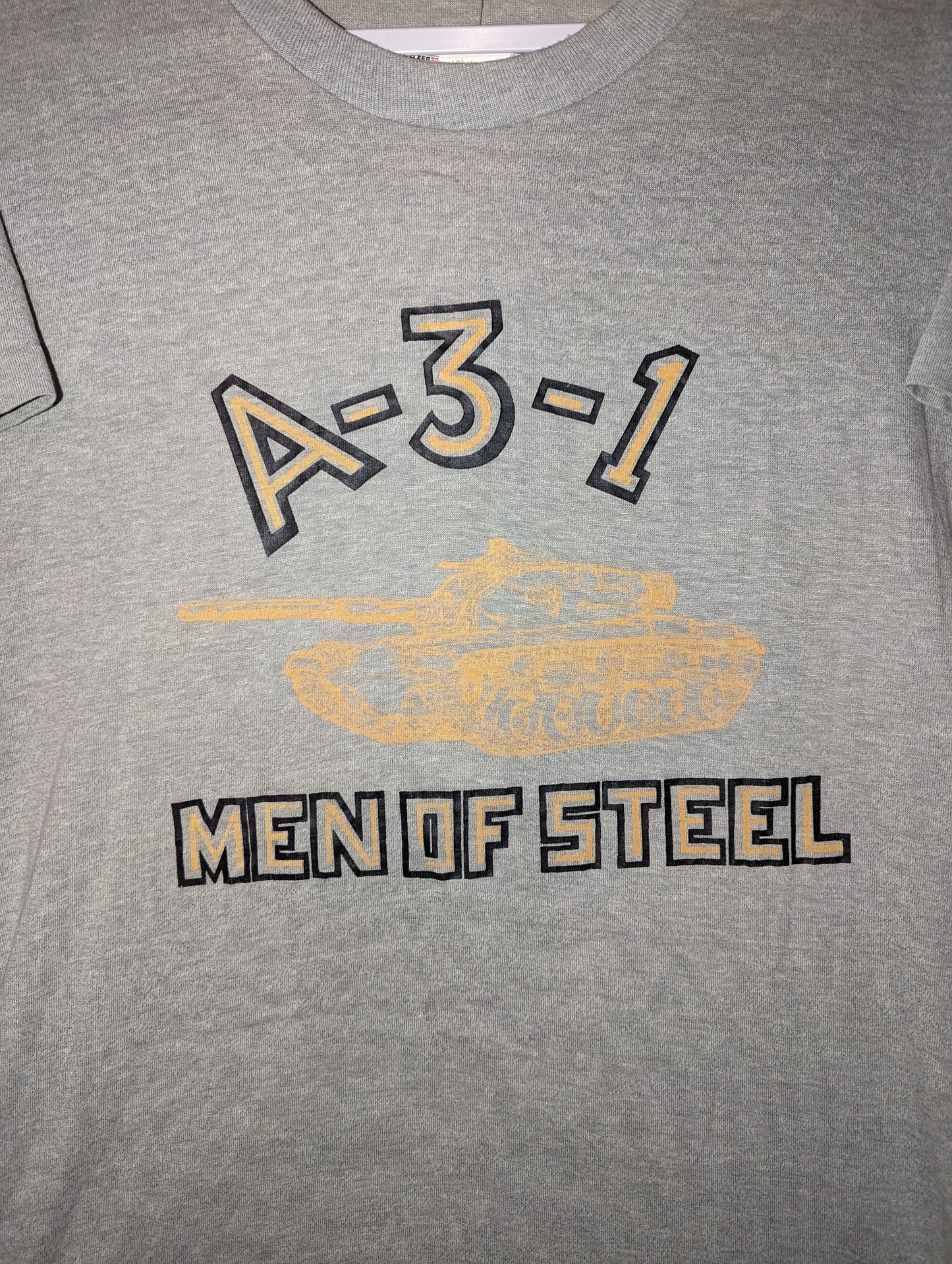 80s A31 Tank military t shirt