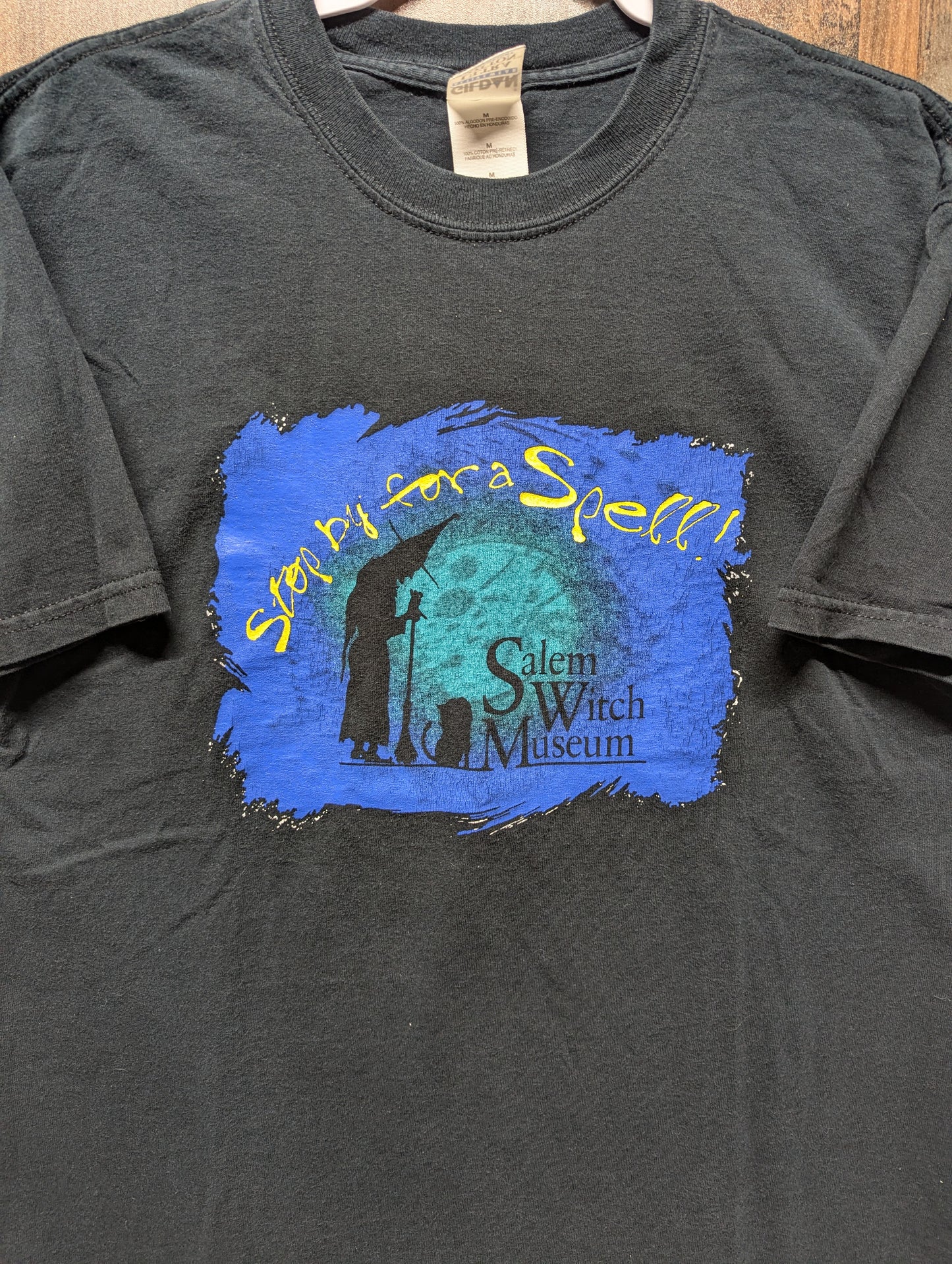 Y2K Salem Witch Museum T shirt