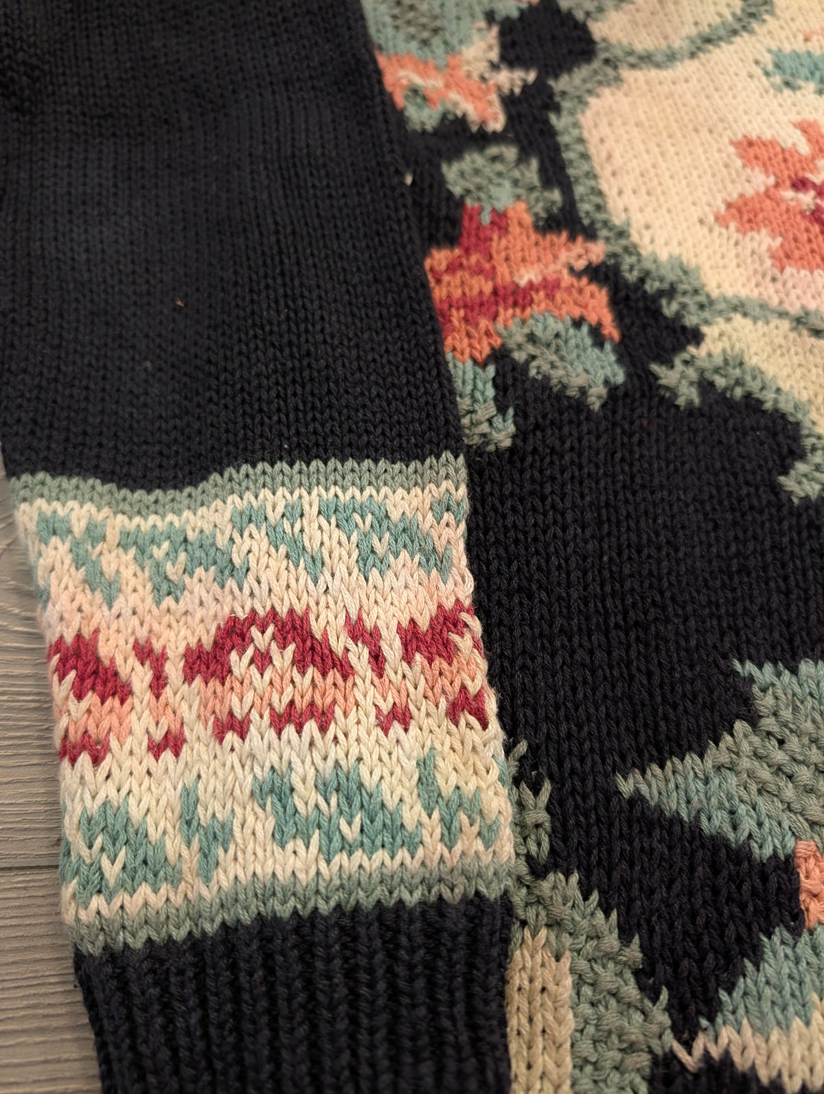 90s Women's Heirloom Collectibles Floral Knit Sweater