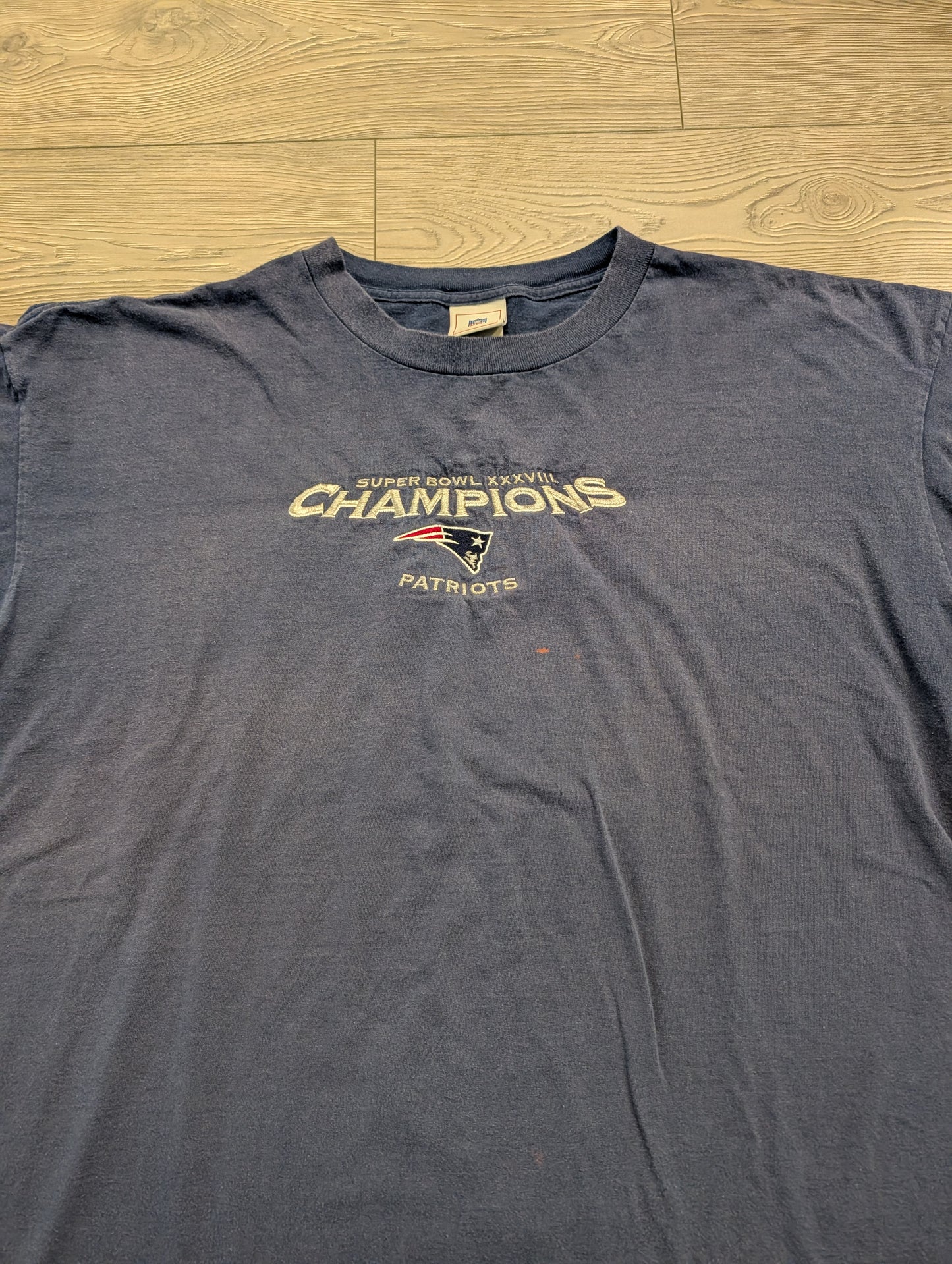 Super Bowl XXXVIII Champions New England Patriots short-sleeved T-shirt