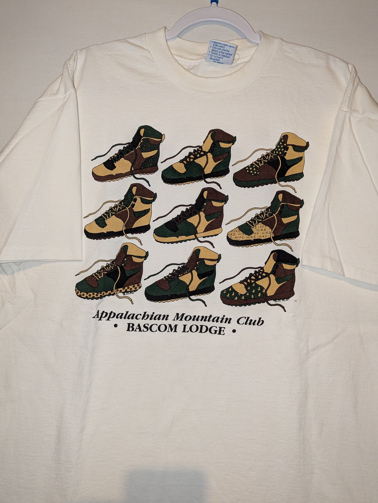 90s Appalachian Mountain Club Hiking t shirt