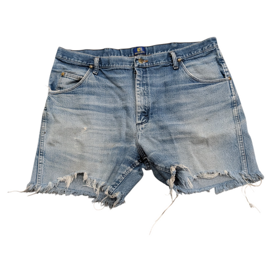 90s Wrangler 47 MWZ Regular Fit Stonewashed Cut Off Jean Shorts