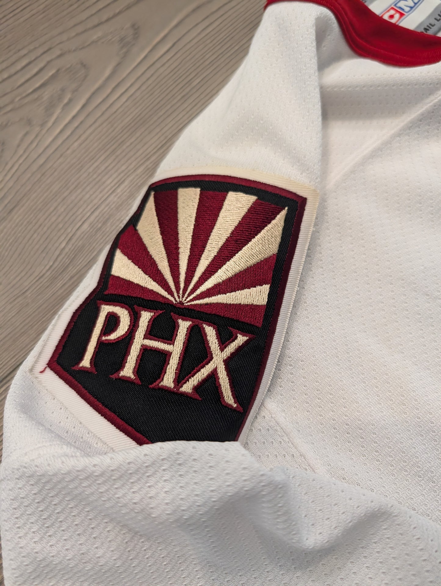 Y2K CCM Official Licensed Phoenix Coyotes NHL Jersey