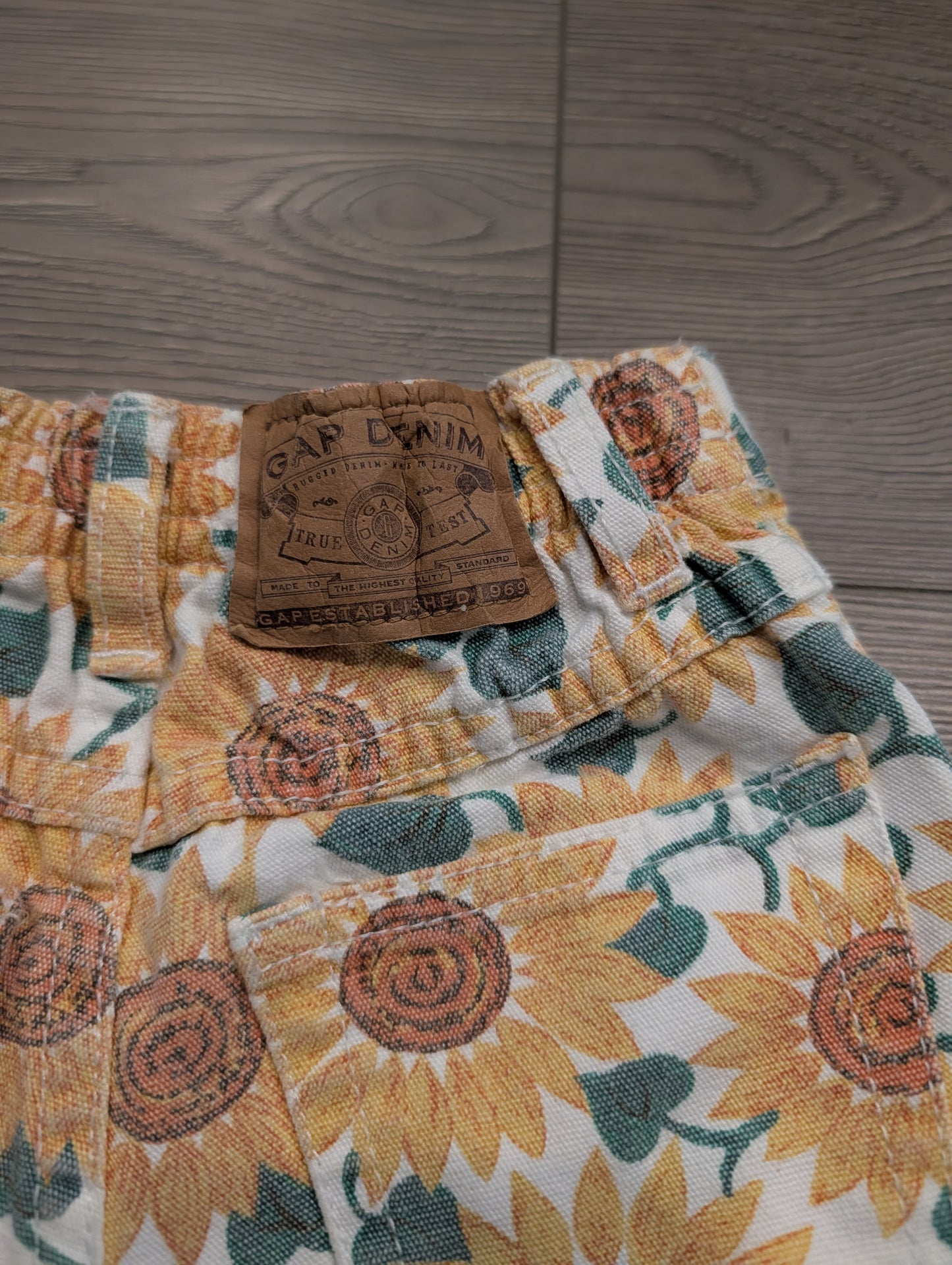 90s Youth Gap AOP Sunflower Denim Shorts