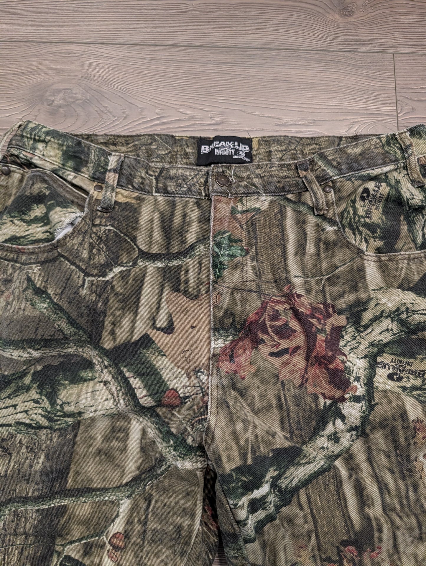 Y2K Break Up Mossy Oak Camo Pants