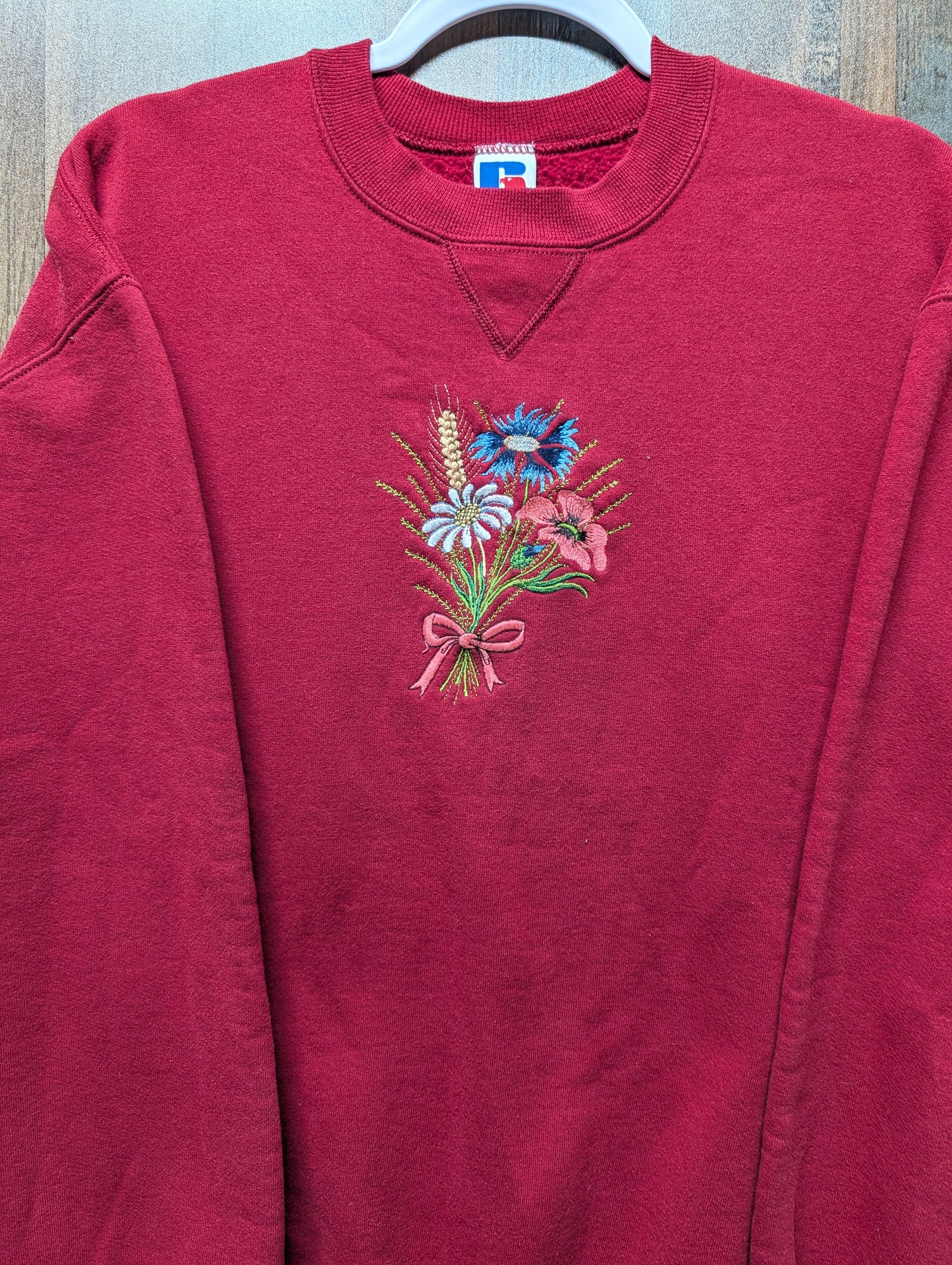 90s Red Flower Embroidered Fall Granny Crewneck Sweatshirt