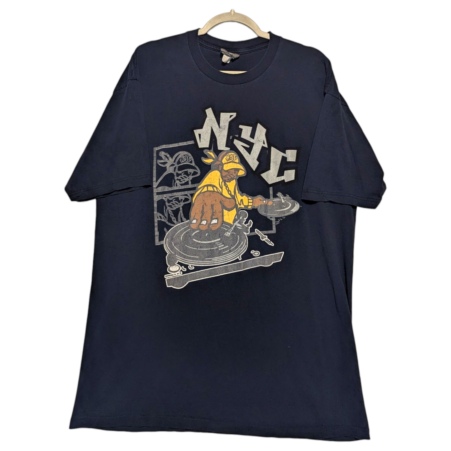 90s / Y2K NYC Graffiti character t shirt