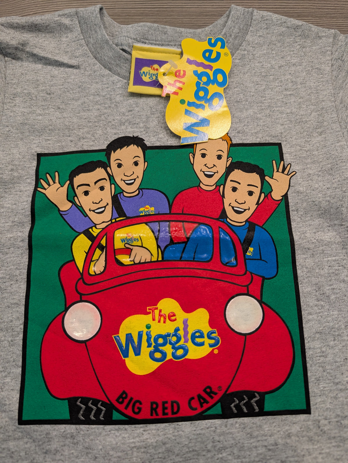 NWT 2003 Youth The Wiggles Big Red Car with the Original Crew Members T shirt