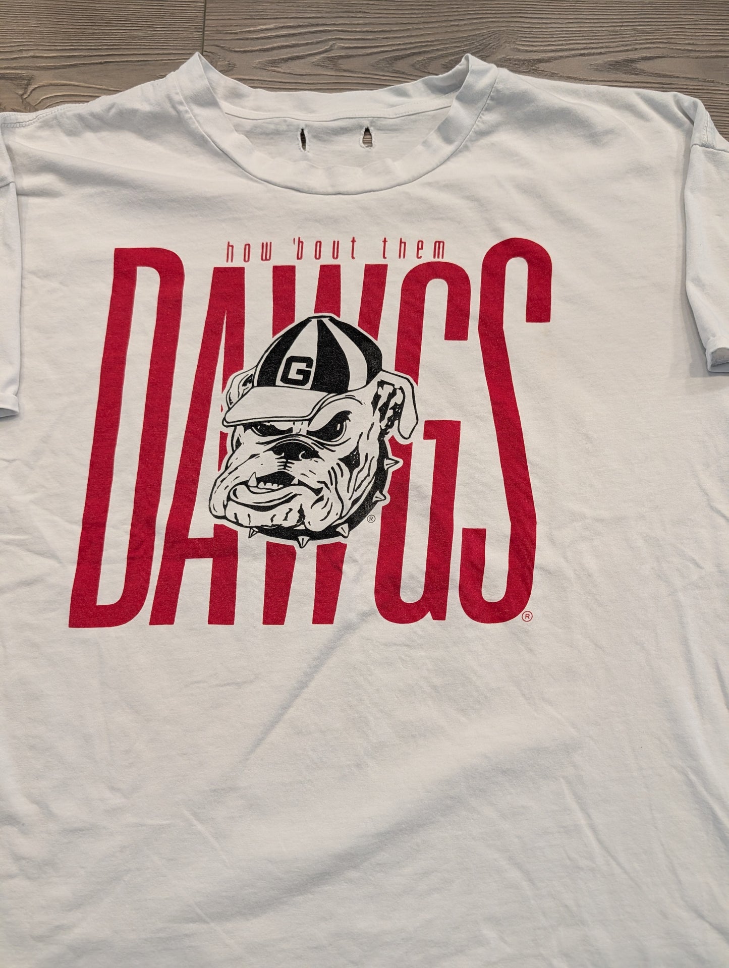 90's/Y2K University of Georgia T Shirt