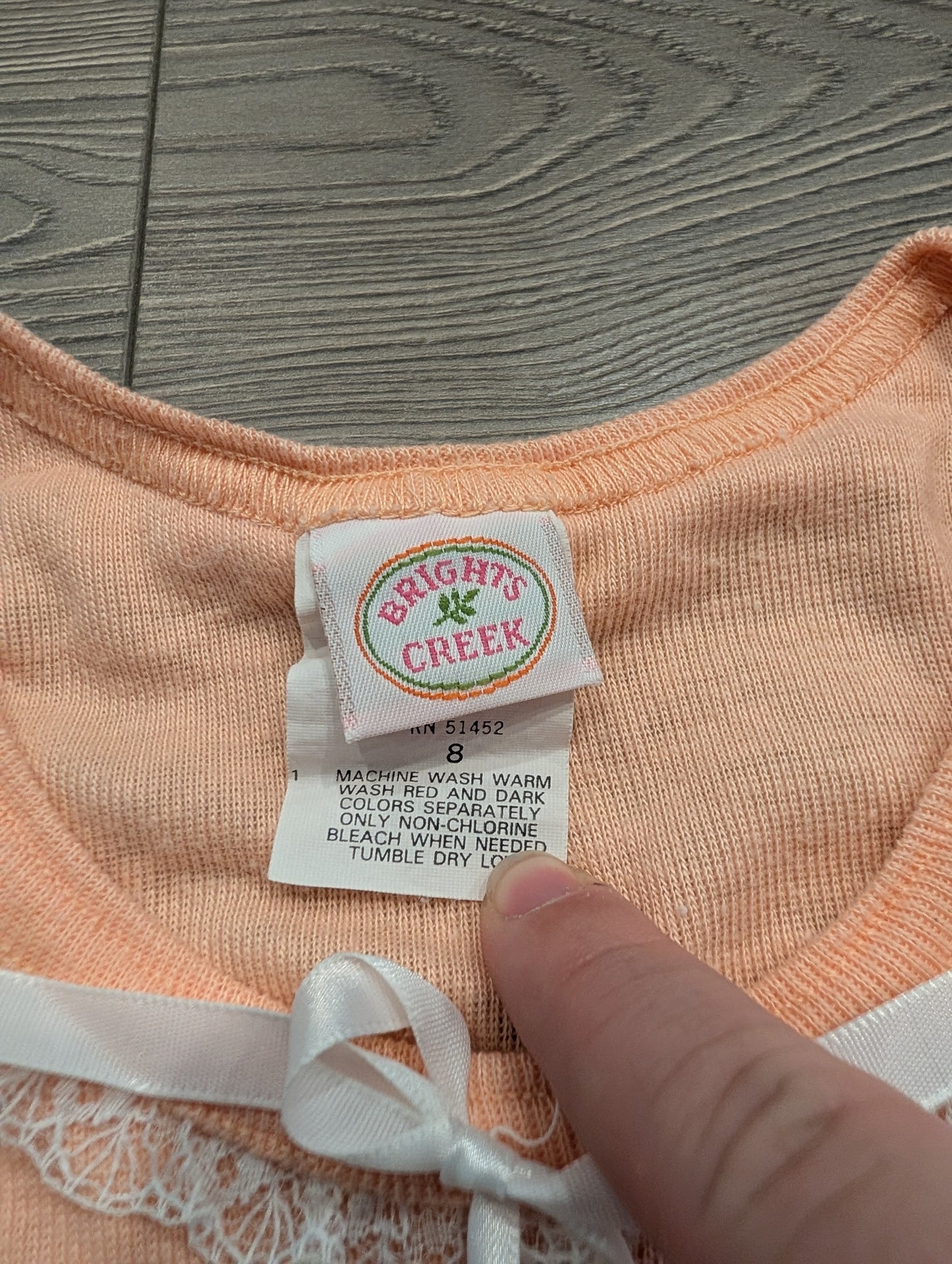 90s Youth Fitted Knit Lace Trimmed Neckline Tank Top
