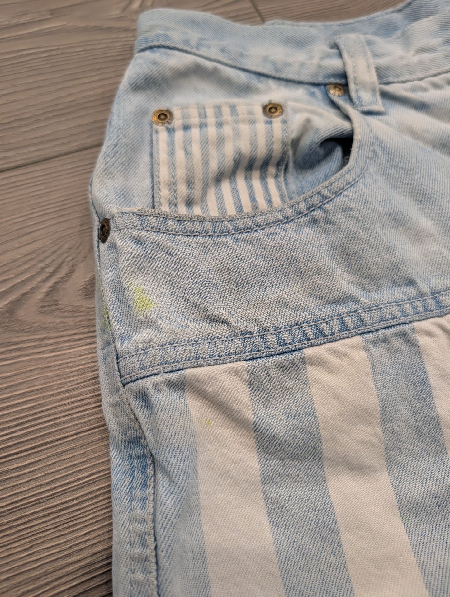 80s/90s Women's Zena Stone Washed Blue and White patchwork Denim Shorts
