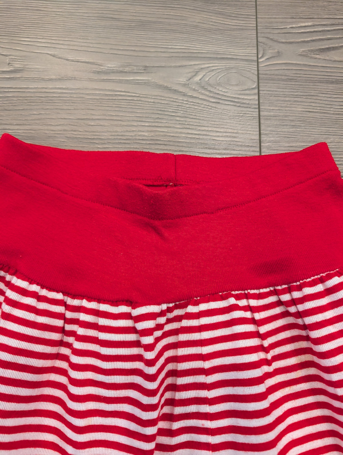 80s/90s Youth Red and White Striped Knit Skirt