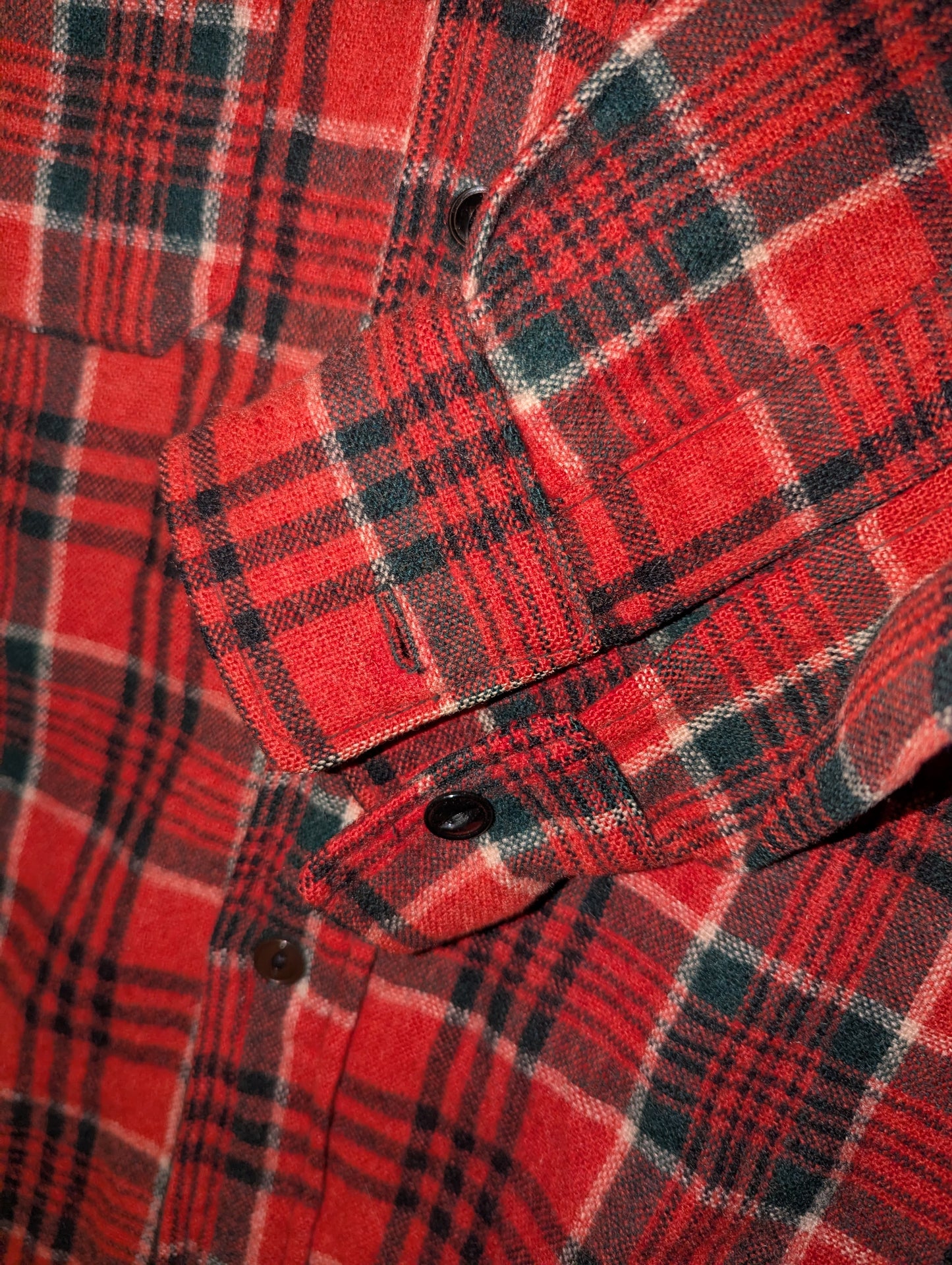 Vintage 1950s Bilt-Well Red and Black Flannel Field Shirt