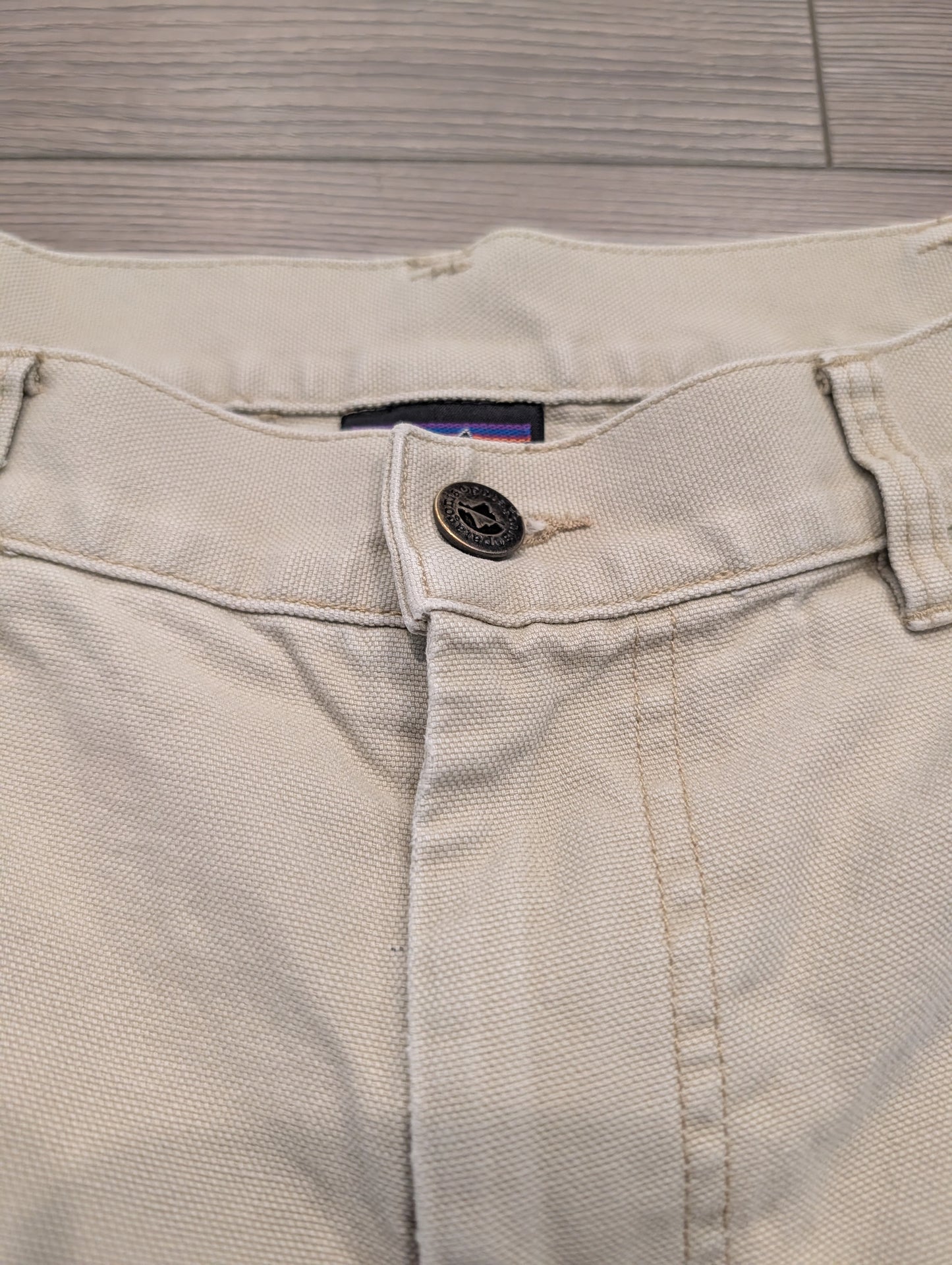90s/Y2K Khaki Canvas Patagonia Shorts