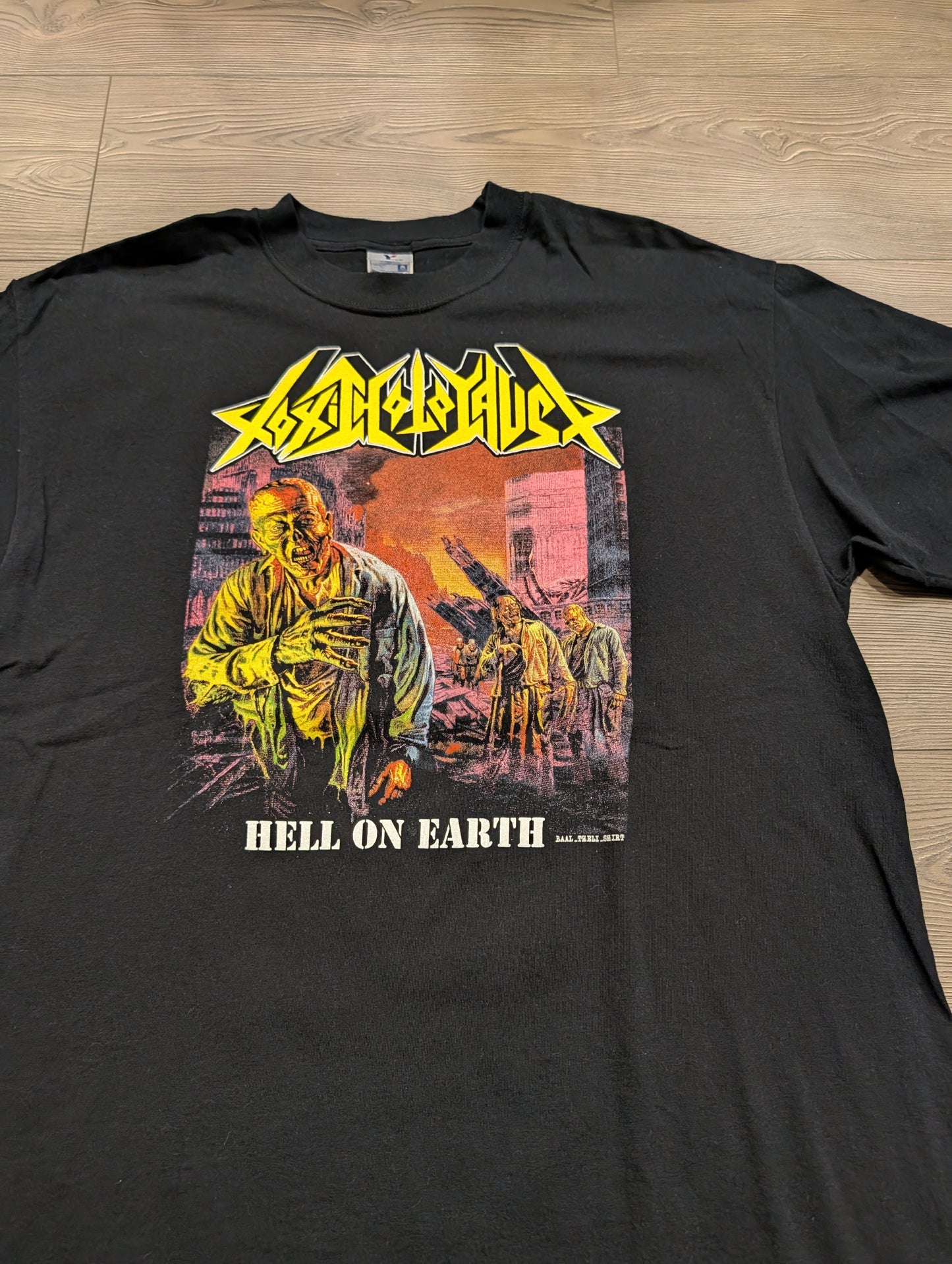 2005 Toxic Holocaust Hell on Earth Band T shirt