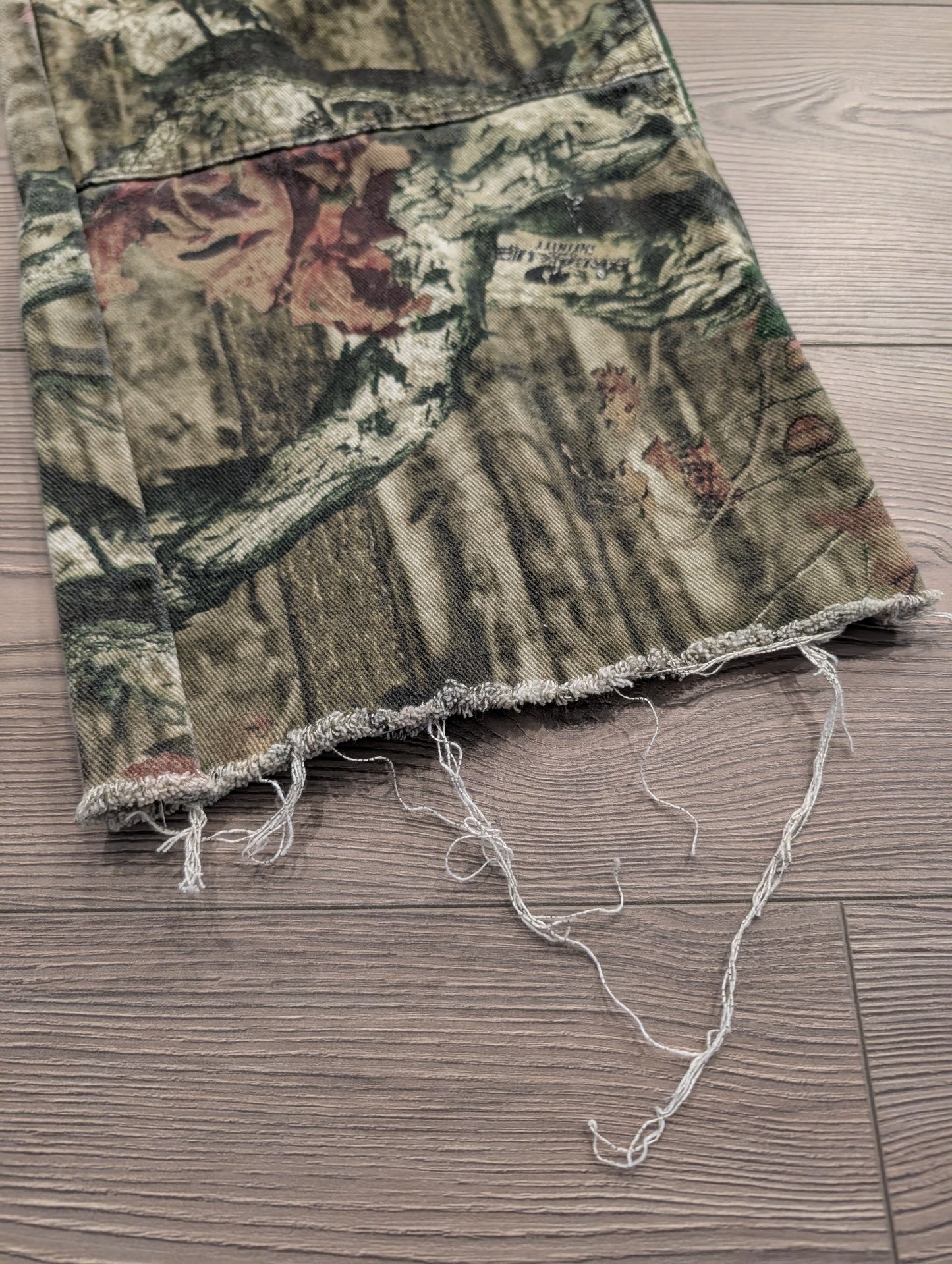 Y2K Break Up Mossy Oak Camo Pants