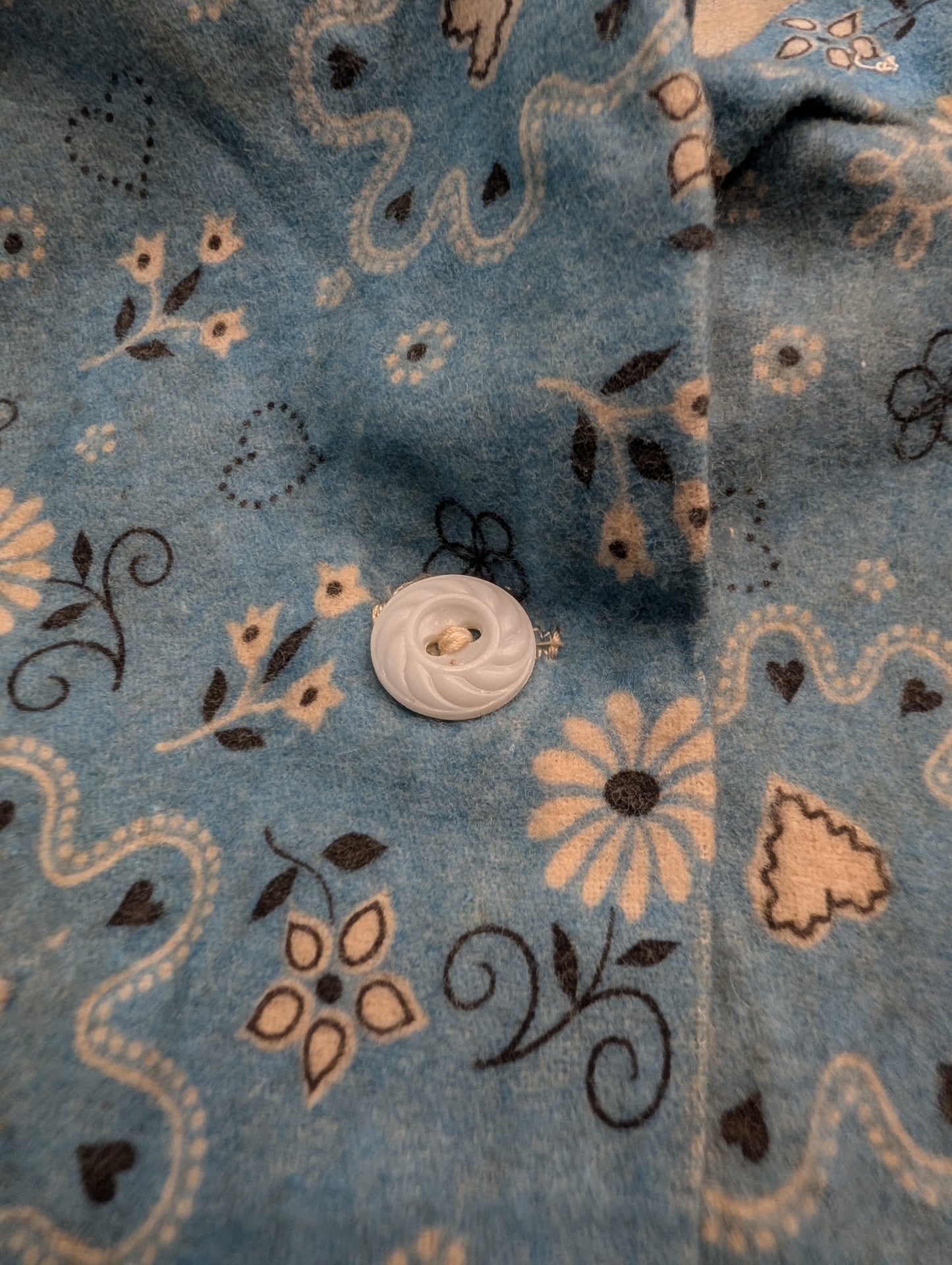 70s Women's Distressed Bandana and Floral Design Button Down Top