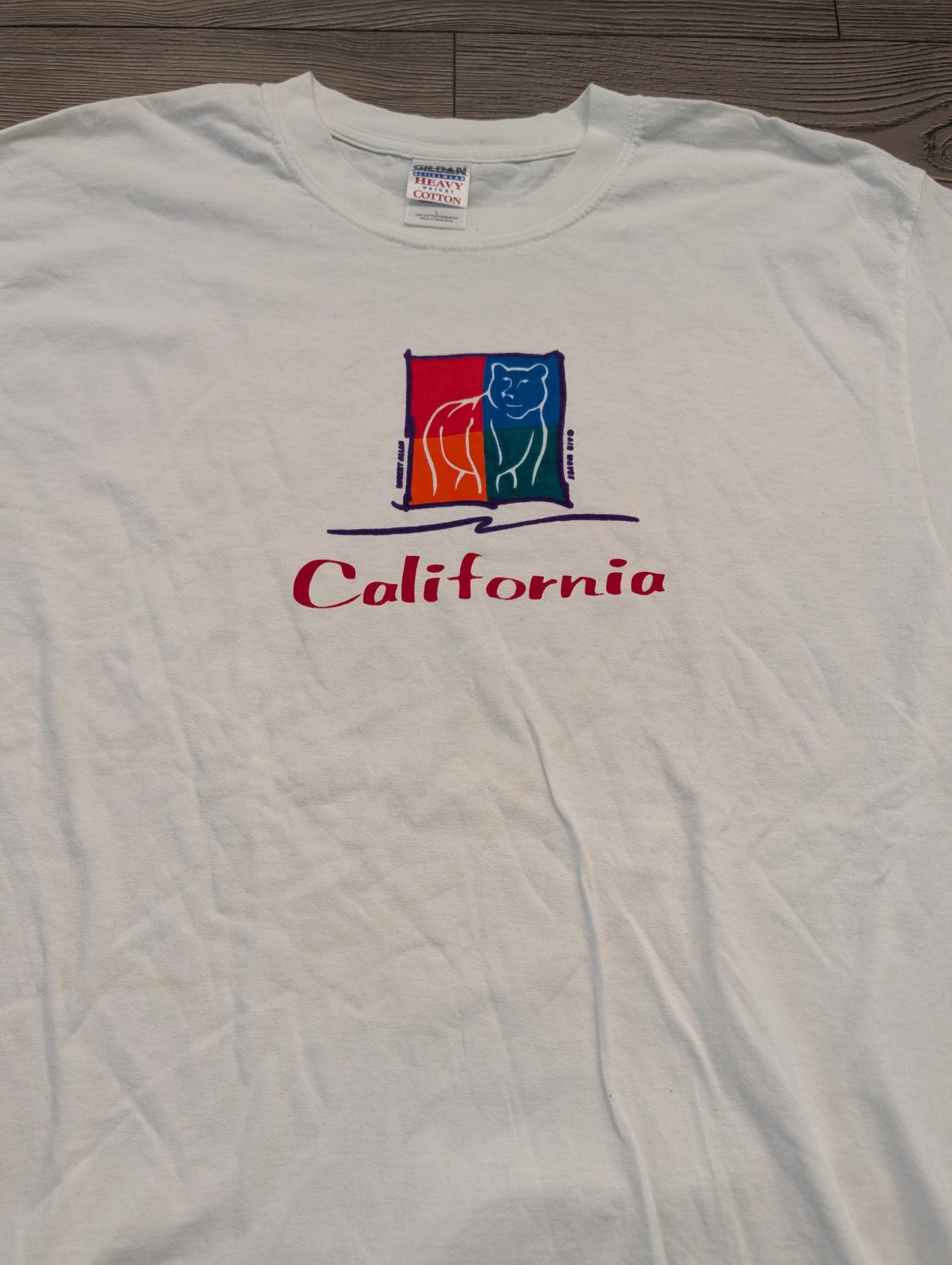 Y2K California with Bear Graphic Short-sleeve T-shirt