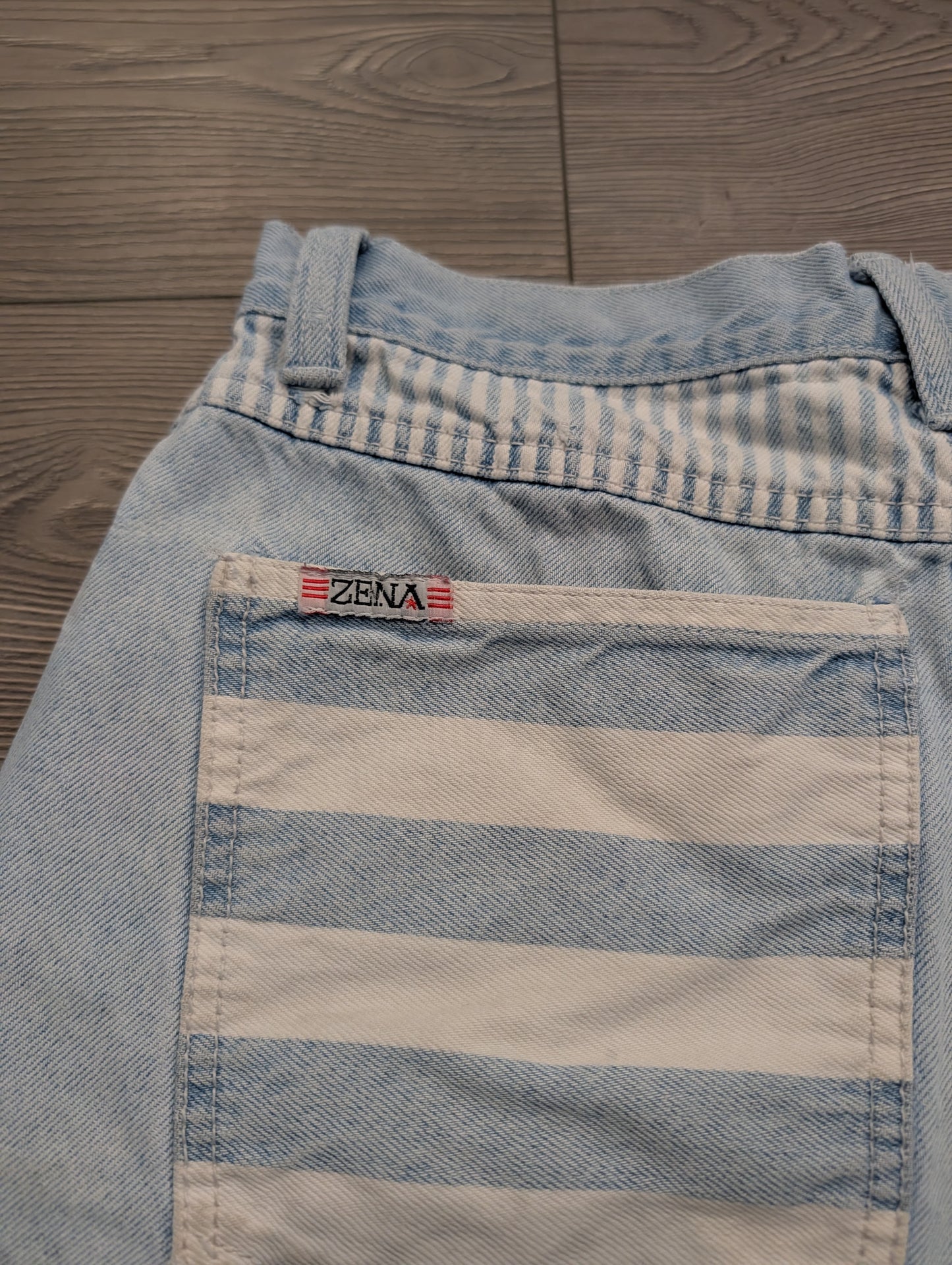 80s/90s Women's Zena Stone Washed Blue and White patchwork Denim Shorts