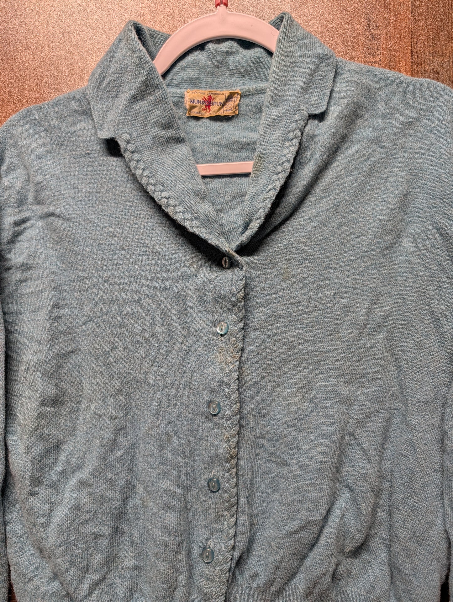 1960s Munrospun Women's Wool Button Up Sweater