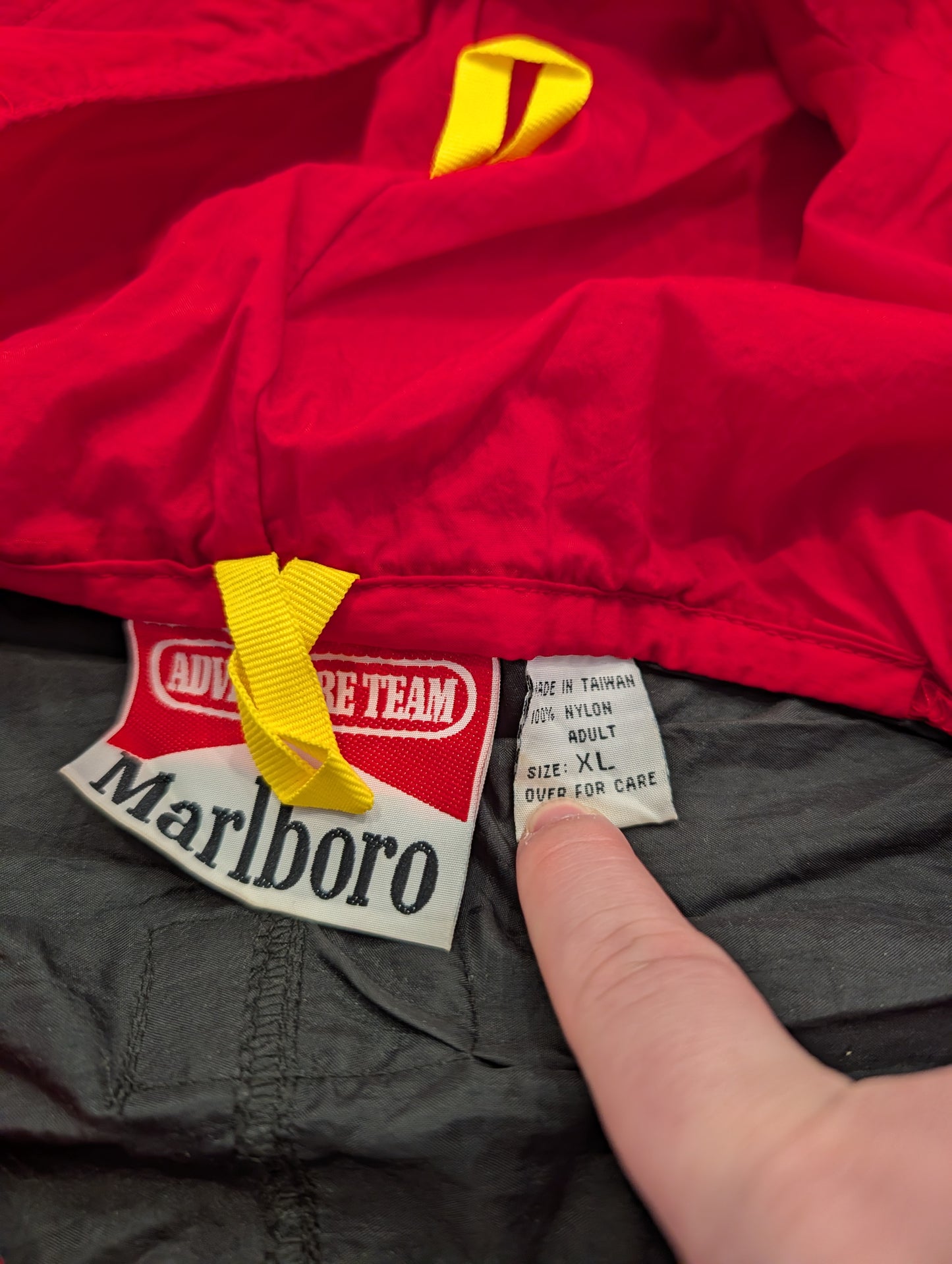 90's Adventure Team Marlboro Windbreaker Set with Carry Bag
