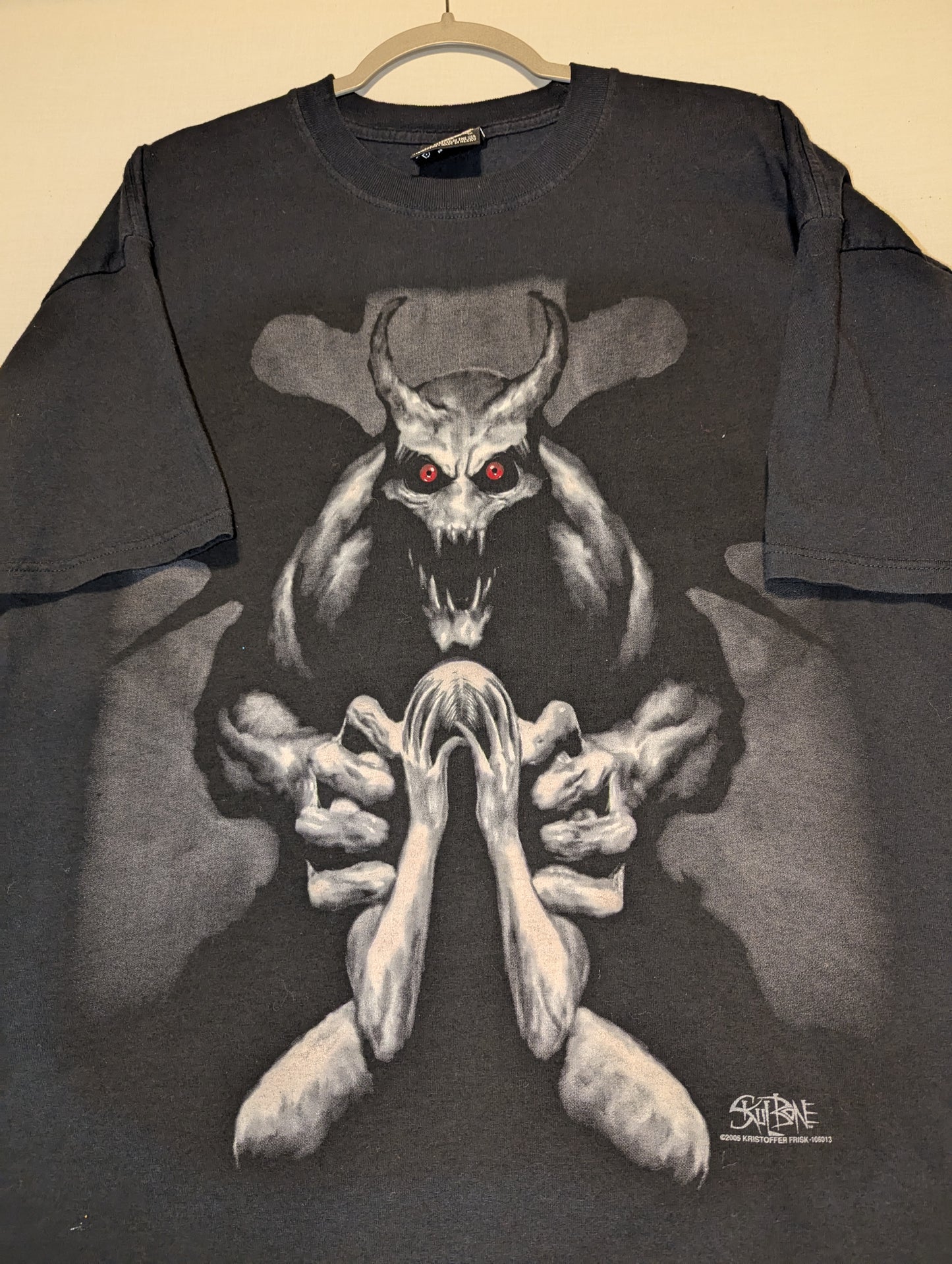 2005 SkulBone Demon t shirt