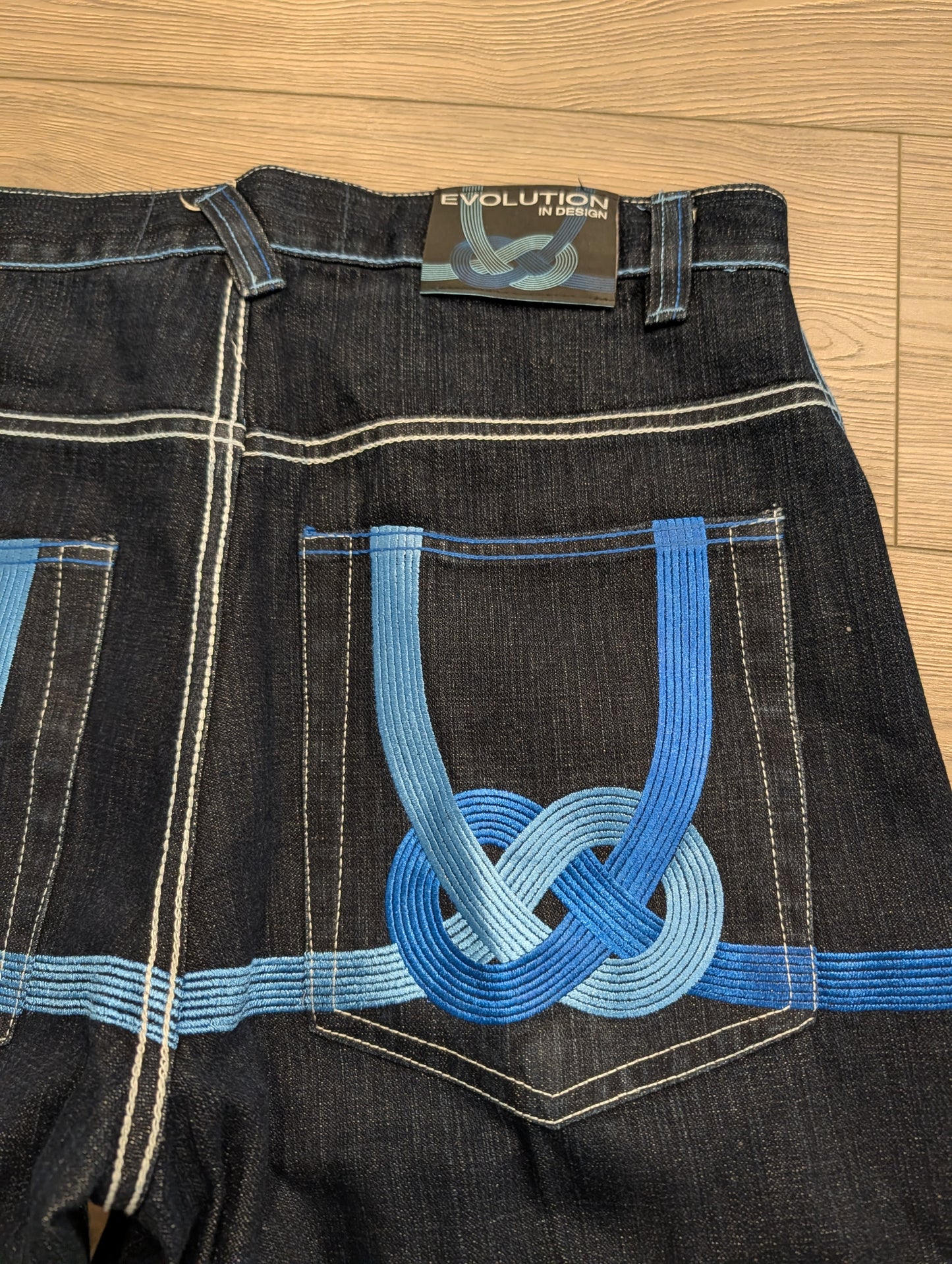 Y2K Evolution In Design Baggy Jeans
