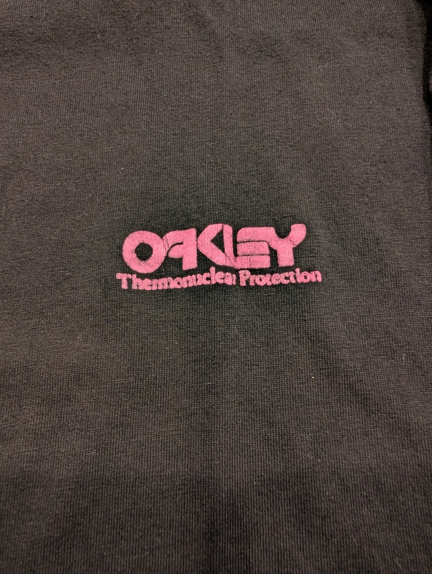 90's Oakley T shirt