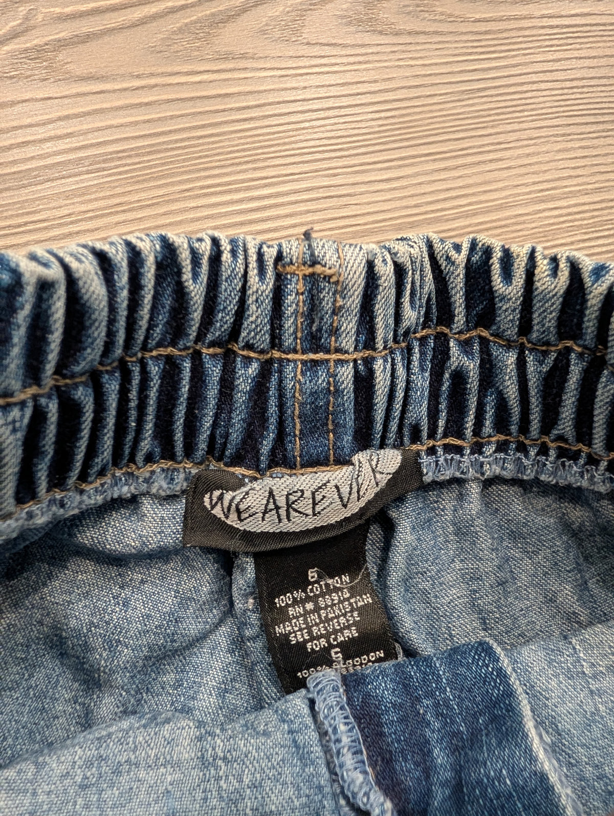 90s/Y2K Youth Girls Wide Belt Jean Shorts