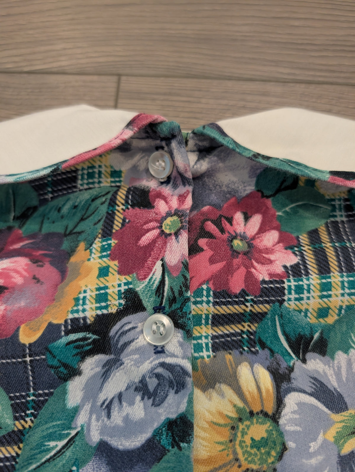 90s Youth AOP Flower and Plaid Dress with Large White Peter Pan Collar